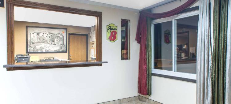 布恩维尔速8酒店(Super 8 by Wyndham Boonville)图片