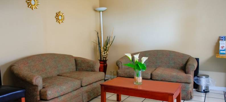 OYO 邓肯旅馆, 俄克拉荷马州 - 81号公路靠近奇肖姆娱乐场(Duncan Inn by OYO, OK - Hwy 81 Near Chisholm Casino)图片