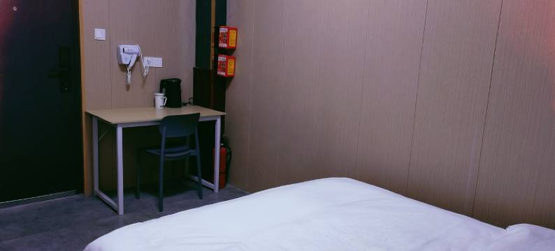 七小月民宿(丁墙路分店)图片