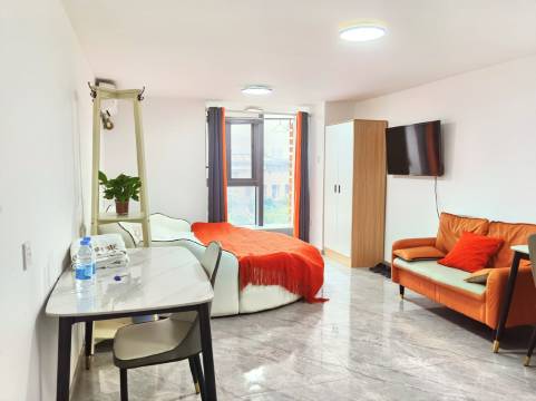 席梦居影院公寓火车南站(胪安路分店)