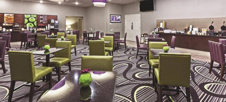 圣安吉洛拉昆塔温德姆酒店和会议中心(La Quinta Inn by Wyndham and Conference Center San Angelo)图片
