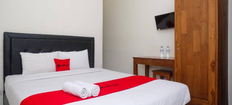 红门酒店清真-近帕库翁购物中心日惹(RedDoorz Syariah Near Pakuwon Mall Jogja)图片