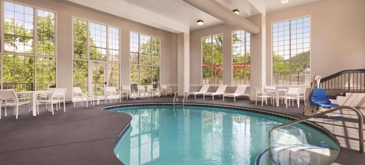 鸽子谷南丽怡酒店(Country Inn & Suites by Radisson, Pigeon Forge South, TN)图片