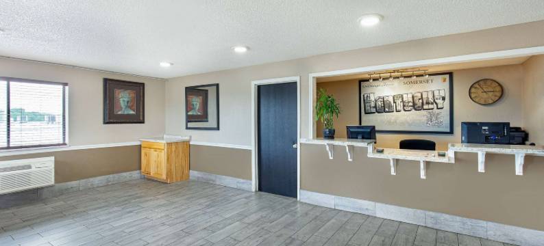 萨默塞特速8酒店(Super 8 by Wyndham Somerset)图片