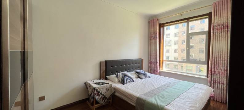 步梯3楼空调扇一次性床品近夜市商圈高铁公寓(森林山大路分店)图片