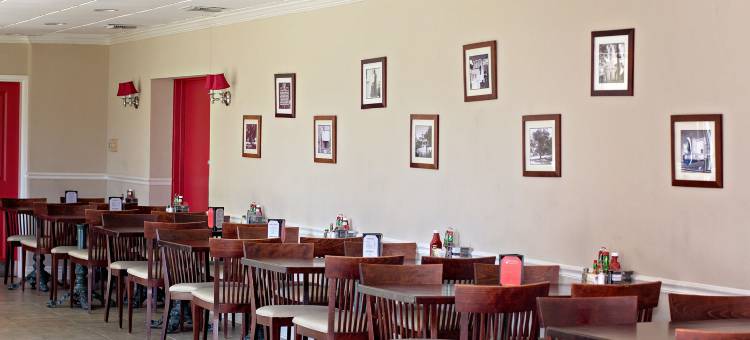 新伊比利亚温德姆华美达酒店(Ramada by Wyndham New Iberia)图片