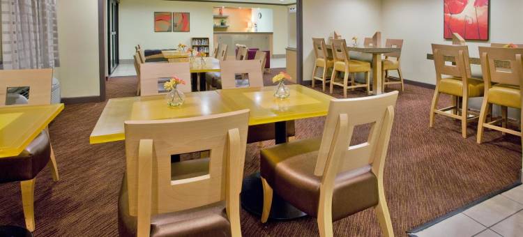 斯普林代尔温德姆La Quinta套房酒店(La Quinta Inn & Suites by Wyndham Springdale)图片