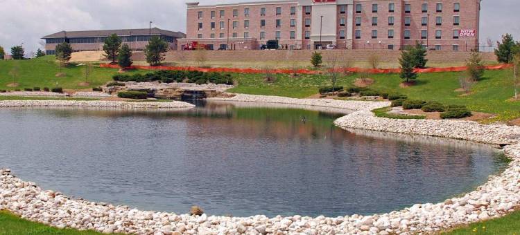 西本德欢朋套房酒店(Hampton Inn & Suites West Bend)图片