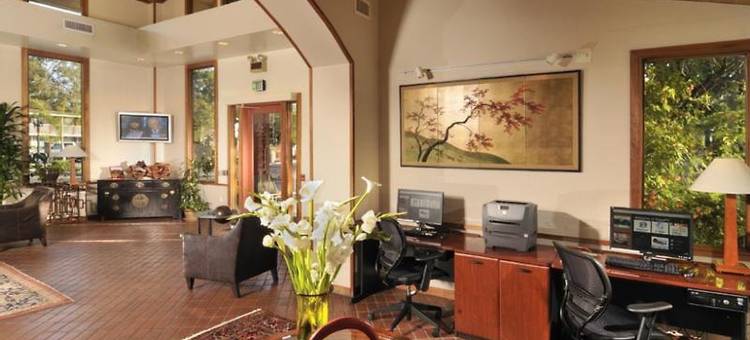 黛娜花园酒店(Dinah's Garden Hotel)图片