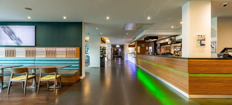 伦敦希思罗机场T5智选假日酒店(Holiday Inn Express London - Heathrow T5)图片