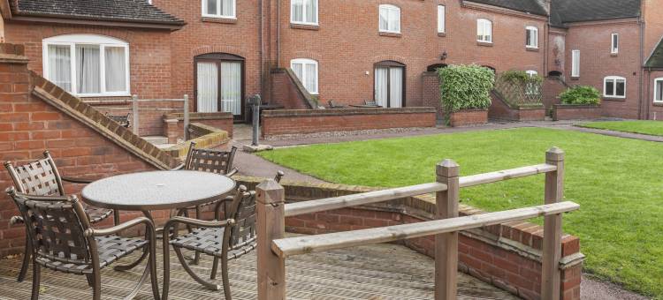 维奇诺尔公园乡村俱乐部酒店(Wychnor Park Country Club)图片