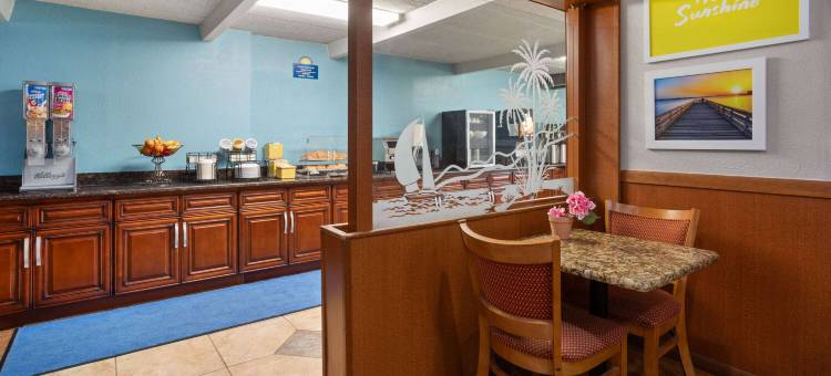 安娜堡戴斯酒店(Days Inn by Wyndham Ann Arbor)图片