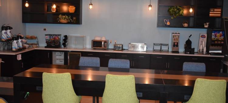 温莎东呗盟套房酒店-布拉德利机场(Baymont by Wyndham East Windsor Bradley Airport)图片