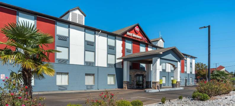 杰克逊市中心-体育馆贝斯特韦斯特优质酒店(Best Western Plus Jackson Downtown-Coliseum)图片