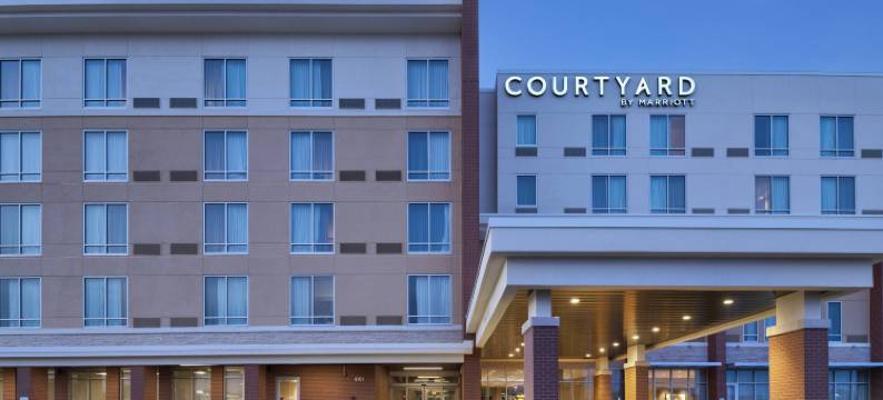 圣路易斯布伦特伍德万豪万怡酒店(Courtyard St. Louis Brentwood)图片