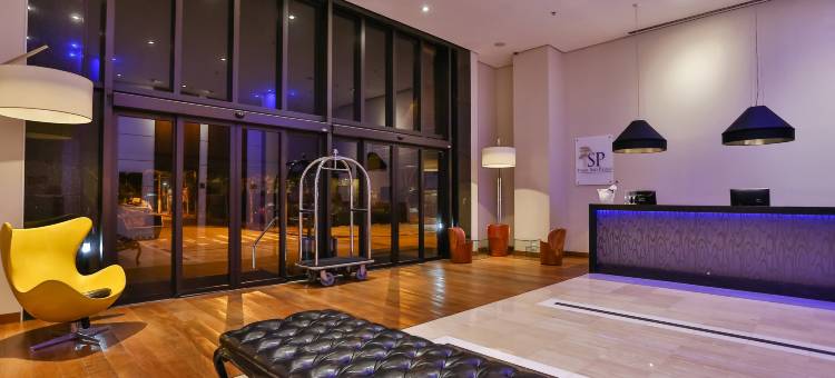 圣保罗伊泰姆希尔顿逸林酒店(Double Tree by Hilton São Paulo Itaim)图片