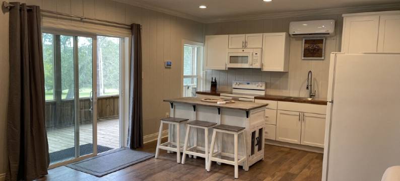 River View Loft on the Mermentau River with Pool Access图片