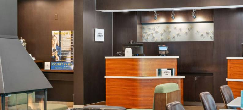 伯灵顿威利斯顿万怡酒店(Courtyard Burlington Williston)图片