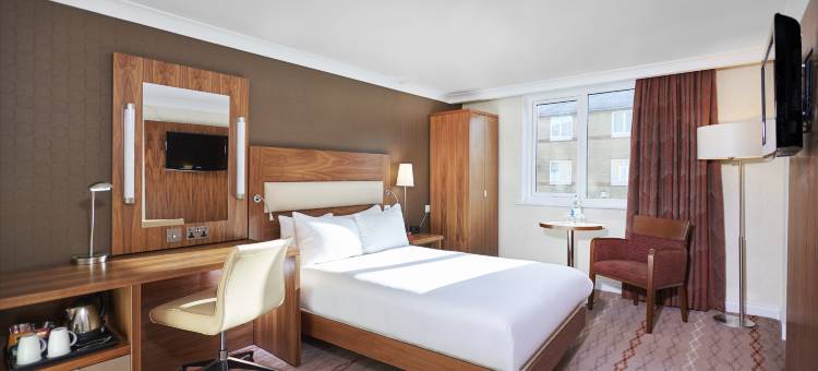 北布里斯托希尔顿逸林酒店(DoubleTree by Hilton Bristol North)图片