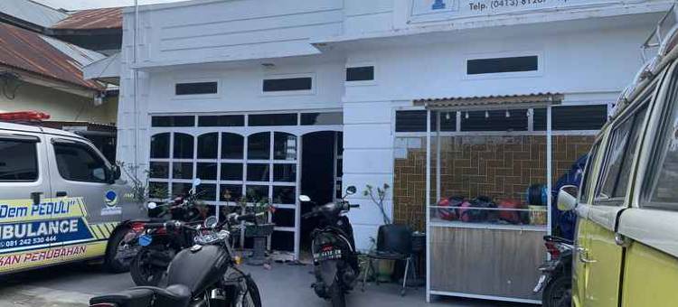 奥维斯玛阿瓦尔法贾尔伊斯兰旅馆，靠近布卢昆巴Mars健身房(Hotel O Wisma Awal Fajar Syariah Near Mars Gym Bulukumba)图片