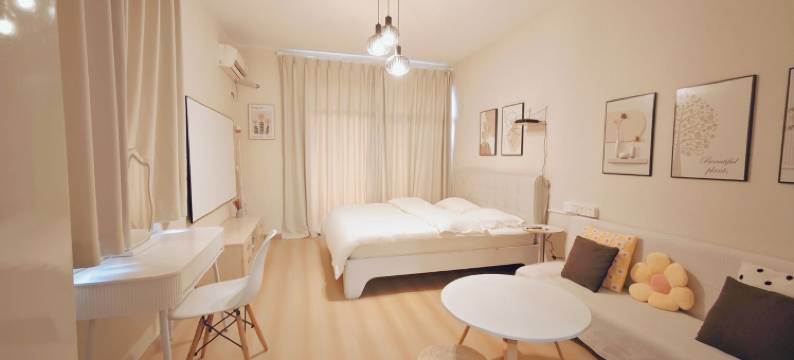 南坪万达山城印象民宿(珊瑚路分店)图片