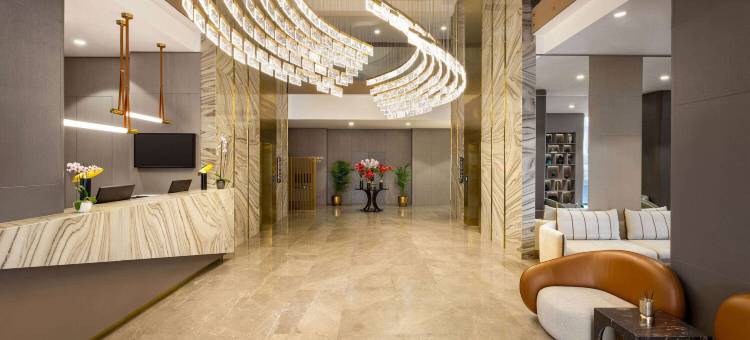 巴统华美达大富豪酒店(Billionaire Ramada Plaza by Wyndham Batumi)图片