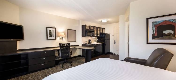 芝加哥沃基根索尼斯塔简单套房酒店(Sonesta Simply Suites Chicago Waukegan)图片