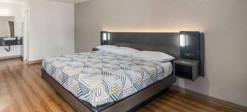 Studio 6 拉雷多，德克萨斯州 - 北部 I-35(Studio 6 Laredo, TX - North I 35)图片