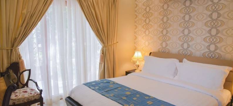 果园小屋酒店(Orchards Cottage Hotel)图片