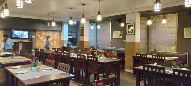 丁苏吉亚中心点酒店(Hotel Centre Point - Tinsukia)图片