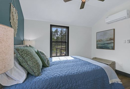 Luxury Cabin with Stunning Hill Country Views - Exquisite Retreat Hotel Overview