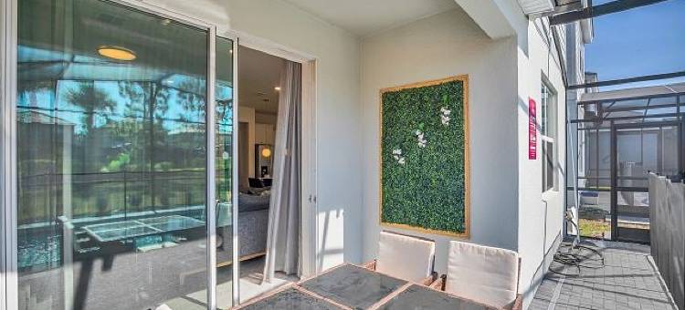 Private Pool and Resort Amenities - Spacious Family Retreat图片