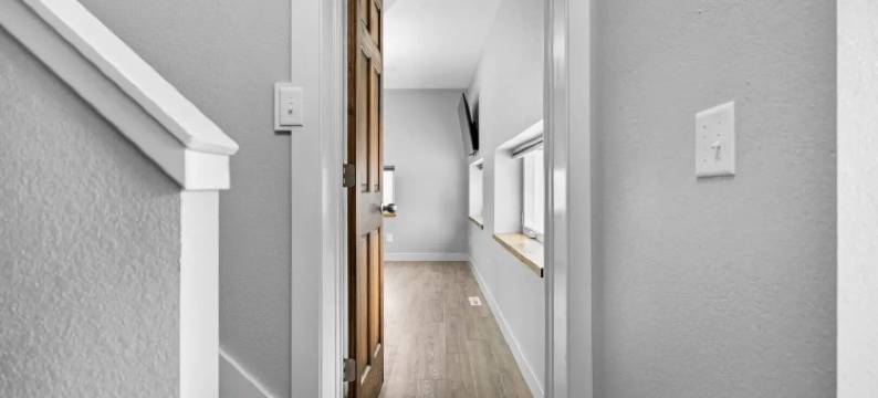 4卧室市中心&东湾3191度假屋(4Bdr Retreat Downtown & East Bay 3191)图片