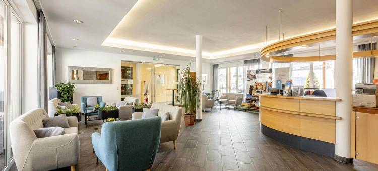 带露台公寓(Apartment with Terrace)图片