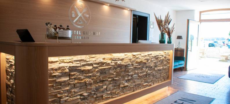 贝尔纳莱恩兰德酒店与宾馆(Landhotel & Gasthof Baiernrain)图片