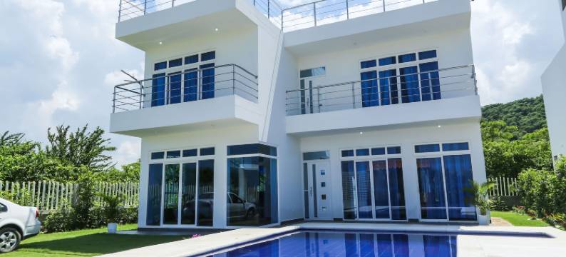 曼德勒海岸附近海滩的小木屋(Mandalay Coast Cabaña Cerca A la Playa)图片