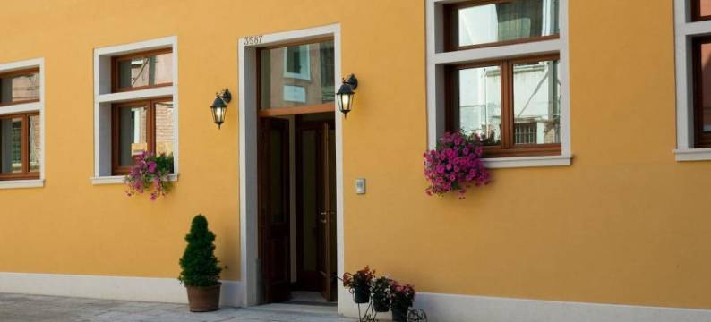 艾尔马尔卡通酒店(Hotel Al Malcanton)图片