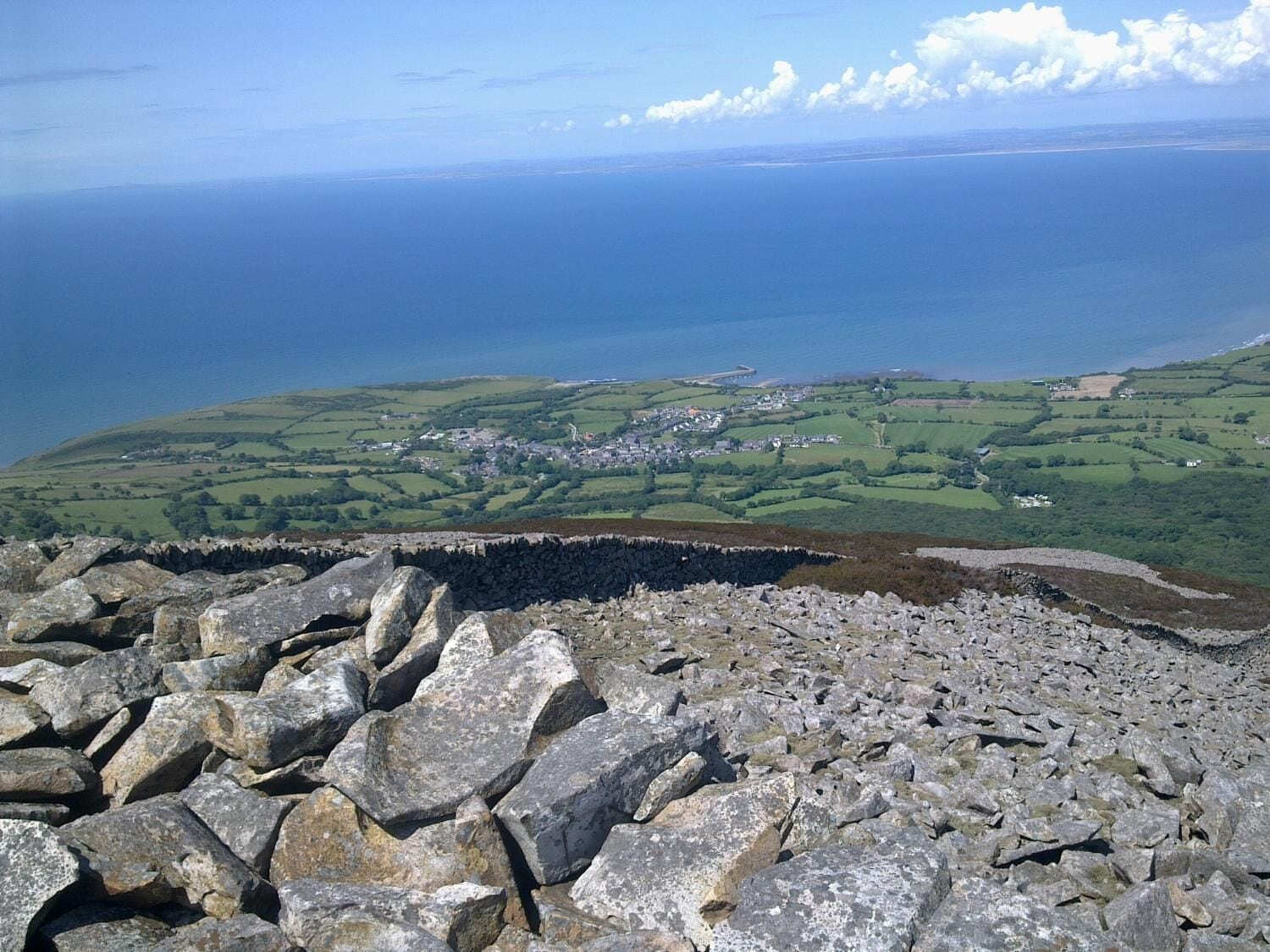 PEN Llyn Quarryman's CottageOver view