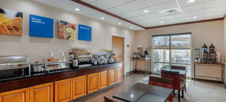 卡姆登舒适酒店及套房(Comfort Inn & Suites)图片