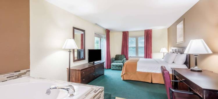 温德姆华美达酒店-新伦敦/神秘(Ramada by Wyndham Groton/Mystic)图片