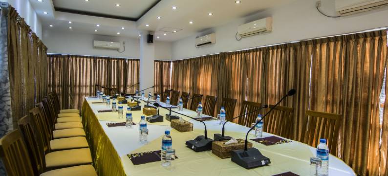 里诺酒店(Reno Hotel)图片