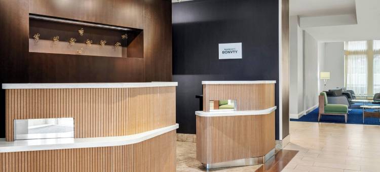 埃文斯维尔东方万怡酒店(Courtyard Evansville East)图片