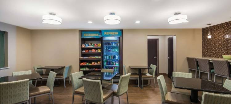 市中心凯隆波因特酒店(Clarion Pointe Downtown)图片