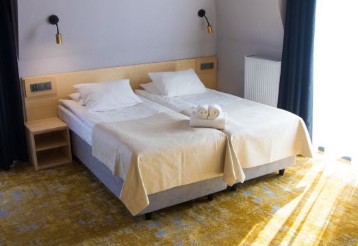 Amber Port Hotel Overview