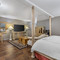 FUZION INN & SUITES 酒店