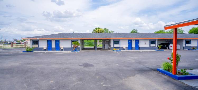 OYO 阿拉莫绿洲酒店及套房 圣安东尼奥(Alamo Oasis Inn And Suites By Oyo San Antonio)图片