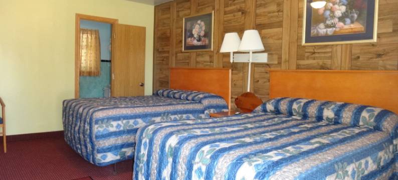 松岭汽车旅馆(Pine Ridge Motel)图片