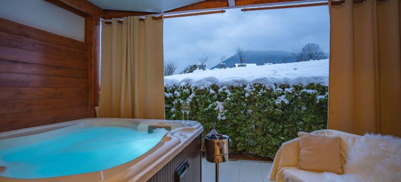 德杰尼伽酒店(Hotel Degenija)图片