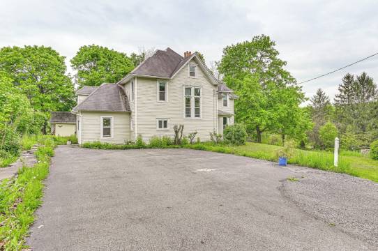 米德尔堡家庭住宅,带院子和火坑!(Family Home with Yard and Fire Pit in Middleburgh!)