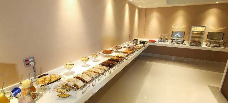 彩屋卡斯卡韦尔酒店(Hotel Caiuá Cascavel)图片